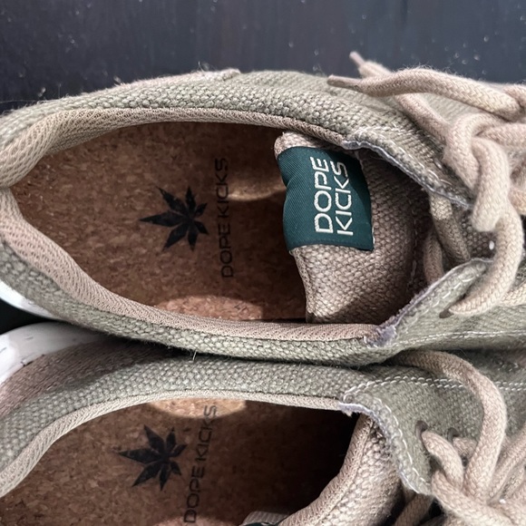 Dope Kicks￼ Waterproof Hemp Sneakers Men’s Size 8 Women’s Size 9 - Picture 8 of 9